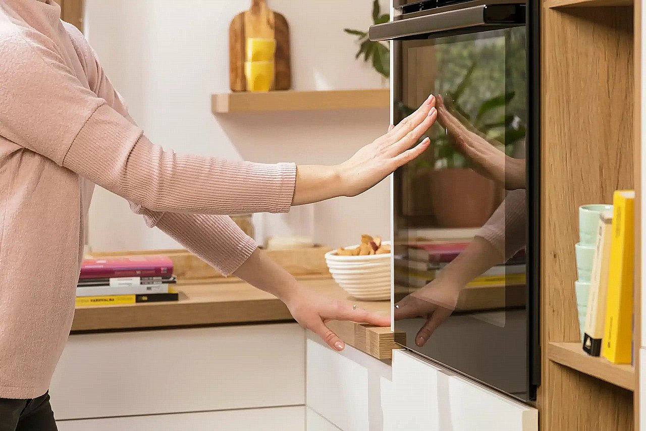 תנור בנוי Gorenje BOS6747A01BG – בנפח 77 ליטר עם תוכנית שבת ו-AirFry | – תמונה 5