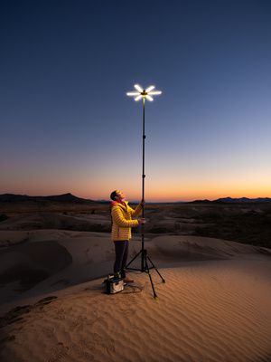 תאורה ניידת נטענת GOALZERO דגם SKYLIGHT 6000 יבואן רשמי - גוון 3250K