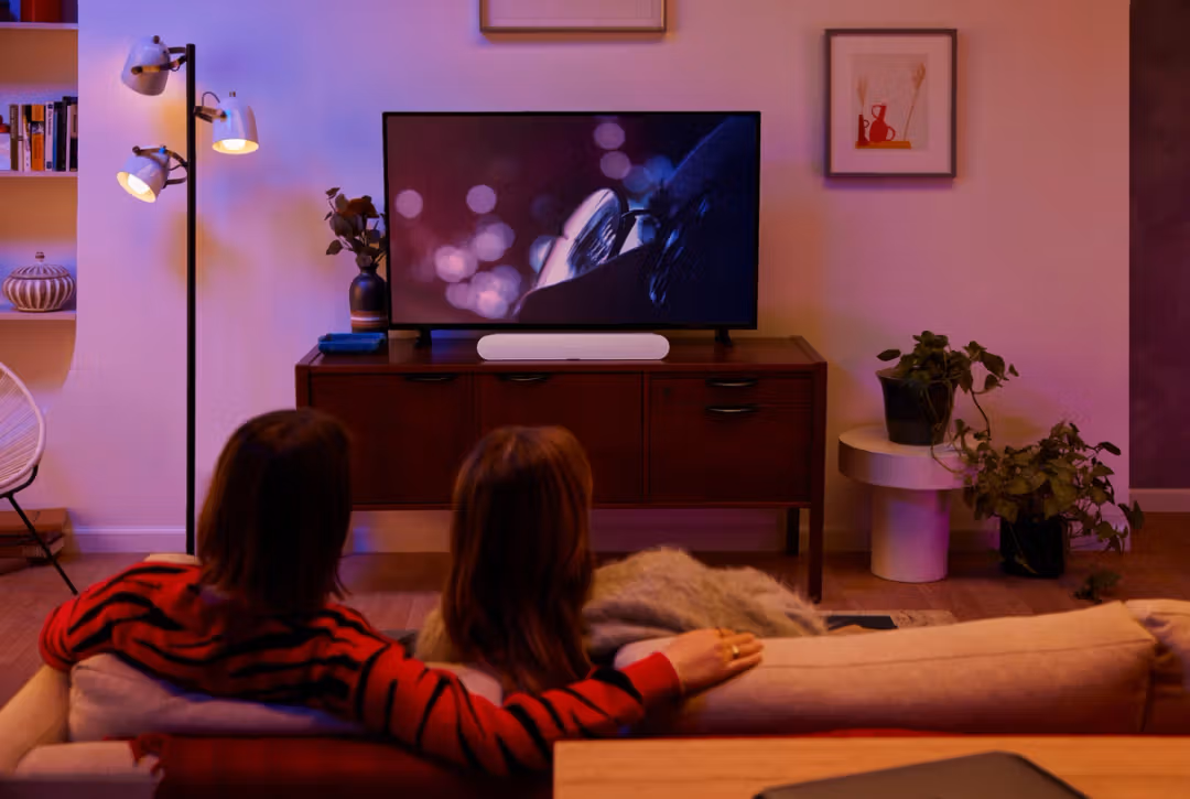 מקרן קול SONOS Ray שחור – סאונד קומפקטי עם TruePlay, שליטה חכמה ו‑AirPlay 2