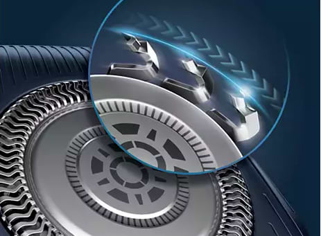 להבי SteelPrecision במכונת גילוח Philips S7887/78 לחיתוך מדויק וצמוד